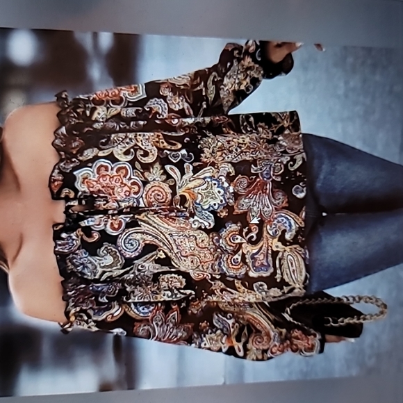 #23 Western Paisley Print Off Shoulder Blouse - Picture 4 of 7